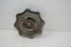 Benzinetank dop aluminium 8 vinger grepen