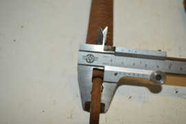 veren lengte 230mm/oog 19mm/bout 8mm