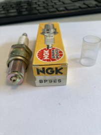 NGK Bougie BP9ES