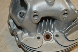 Norton Dominator 88 Cilinderkop T2225