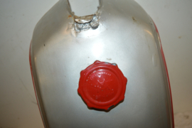 Benzinetank Moto Becane (benzinedop)