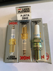 NGK BOUGIE PJR7A