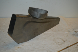 Benzinetank/leeg omhulsel/onbekend talent/lengte 58 cm