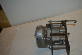 Matchless/AJS B52 versnelling bak/incompleet/schetsplaten