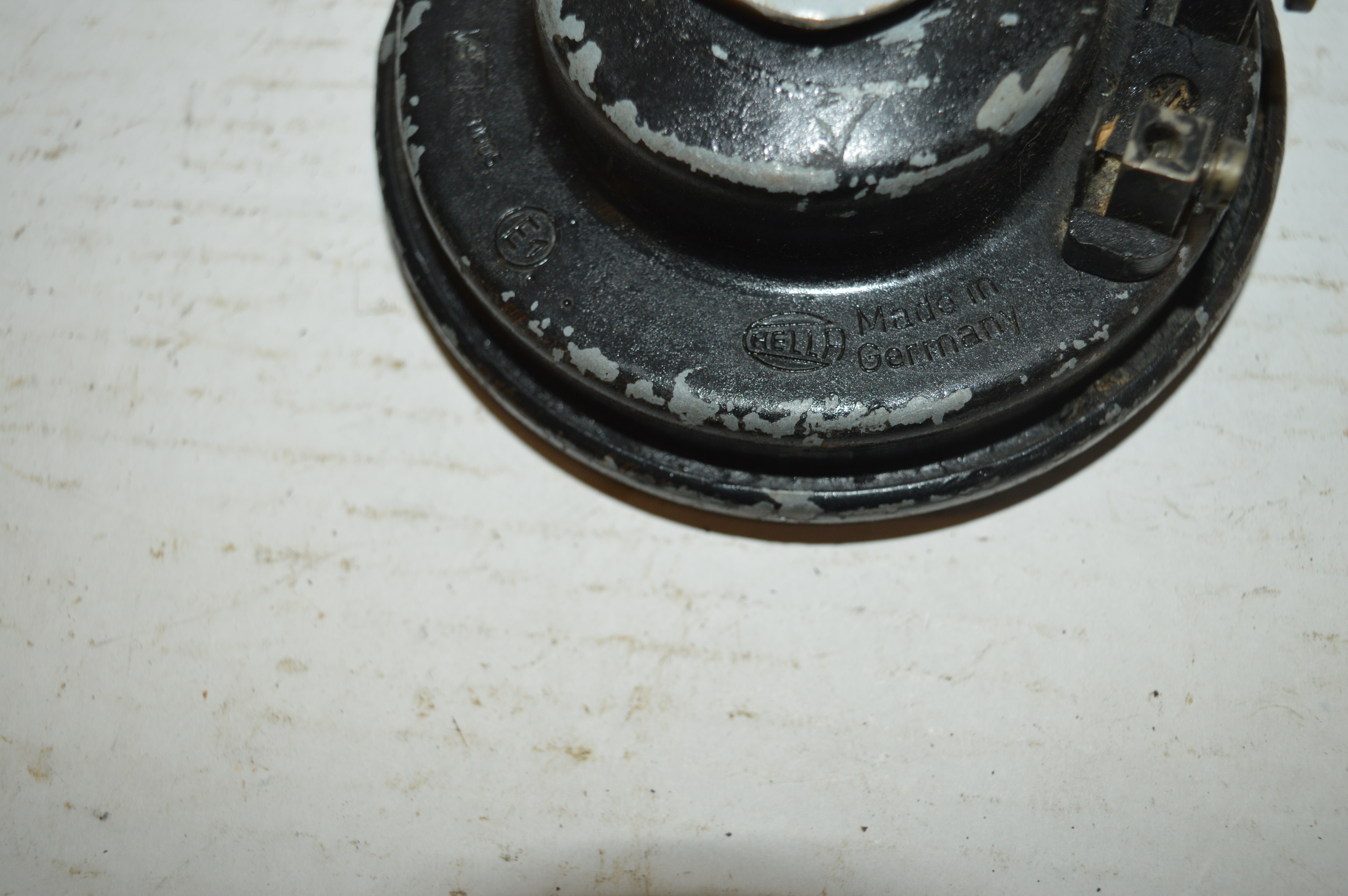 Hella 12 volt/E1 002 768/20005(A)71325