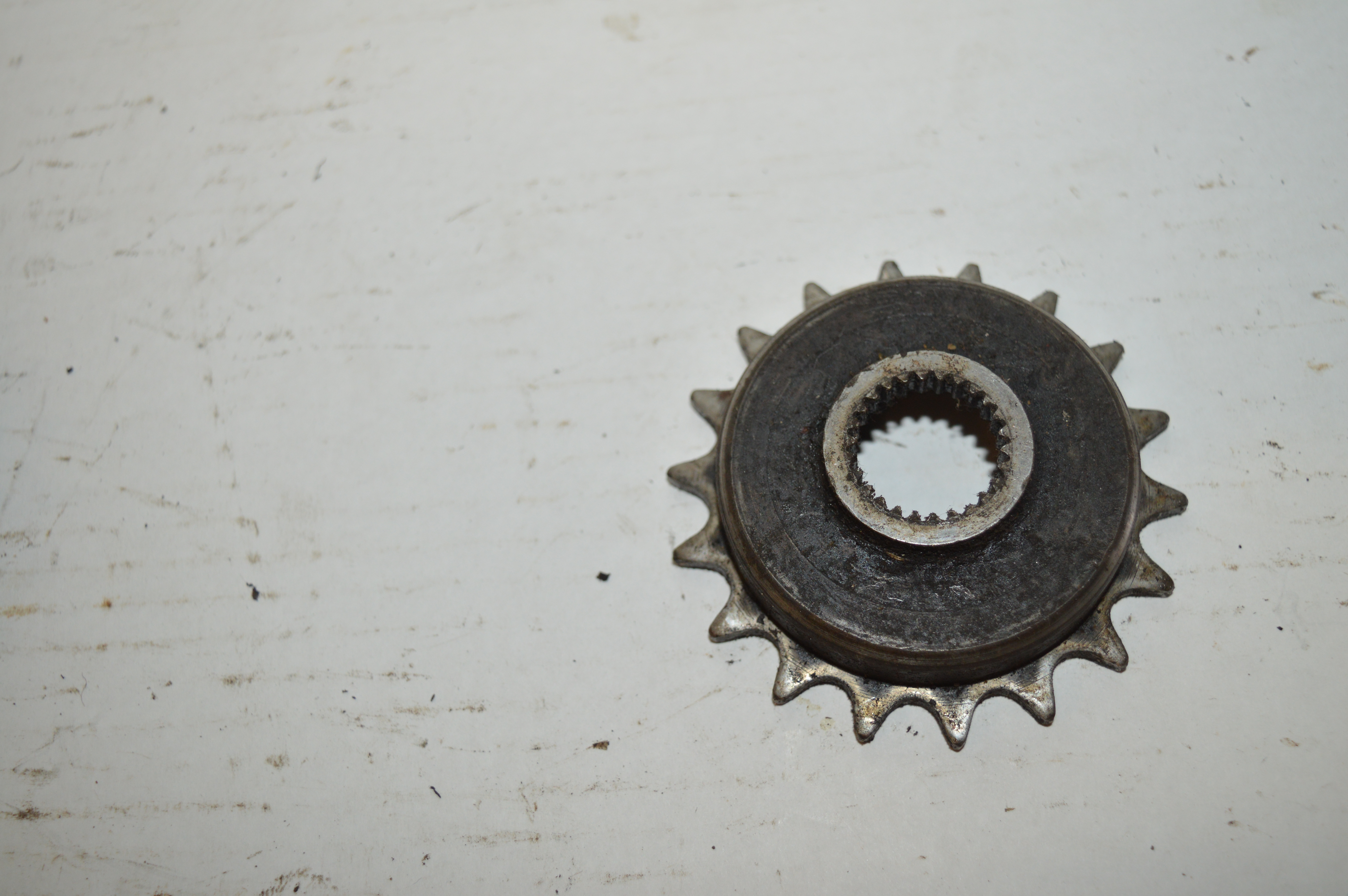 Rudge 5/621 tandwiel 18 tanden-420 ketting