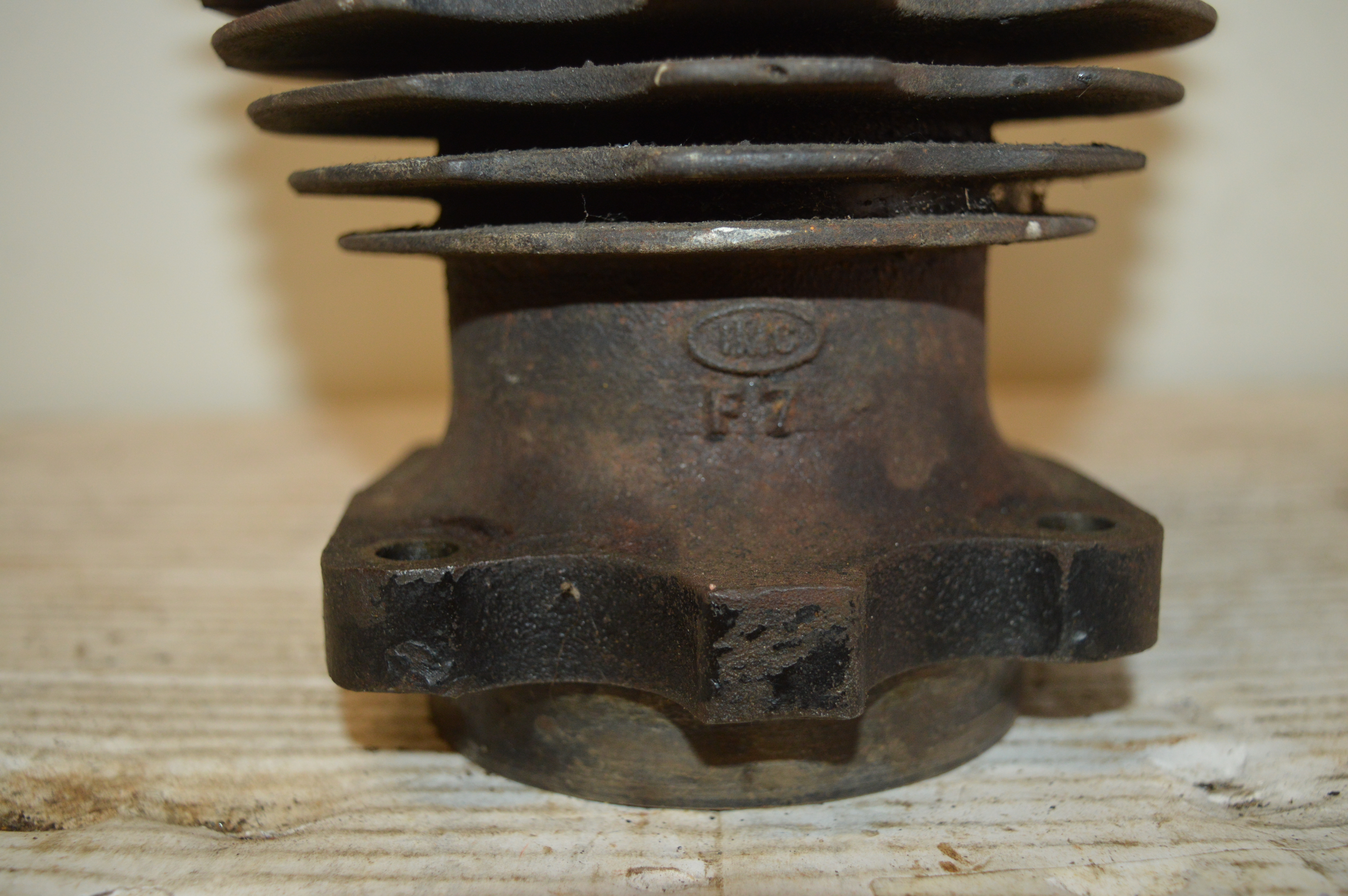 Matchless/Ajs 013731 boring 70.8 mm