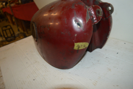 Adler Benzinetank/dop