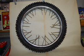 Radelli Velg 21 inch/90/90 Pirelli MT 32 A