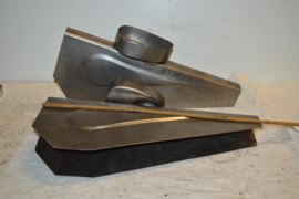 Benzinetank/leeg omhulsel/onbekend talent/lengte 58 cm