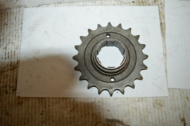 Triumph versnelling bak tandwiel 20 E-410