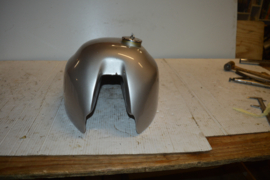 Norton Benzinetank wide line/binnenzijde slechte staat