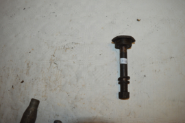 Zijspan bout/aanzuigmond lengte 13,5 cm/diam16mm