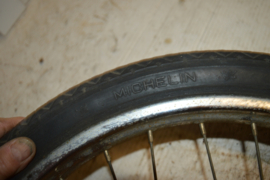 Mobylette/EEG 2 1/4x17 inch 28 spaken