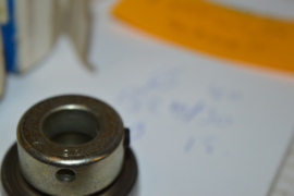 SKF YET 203/15 Italië 15x40x19/30mm