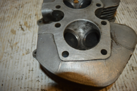 Triumph E-5873 cilinderkop/3TA
