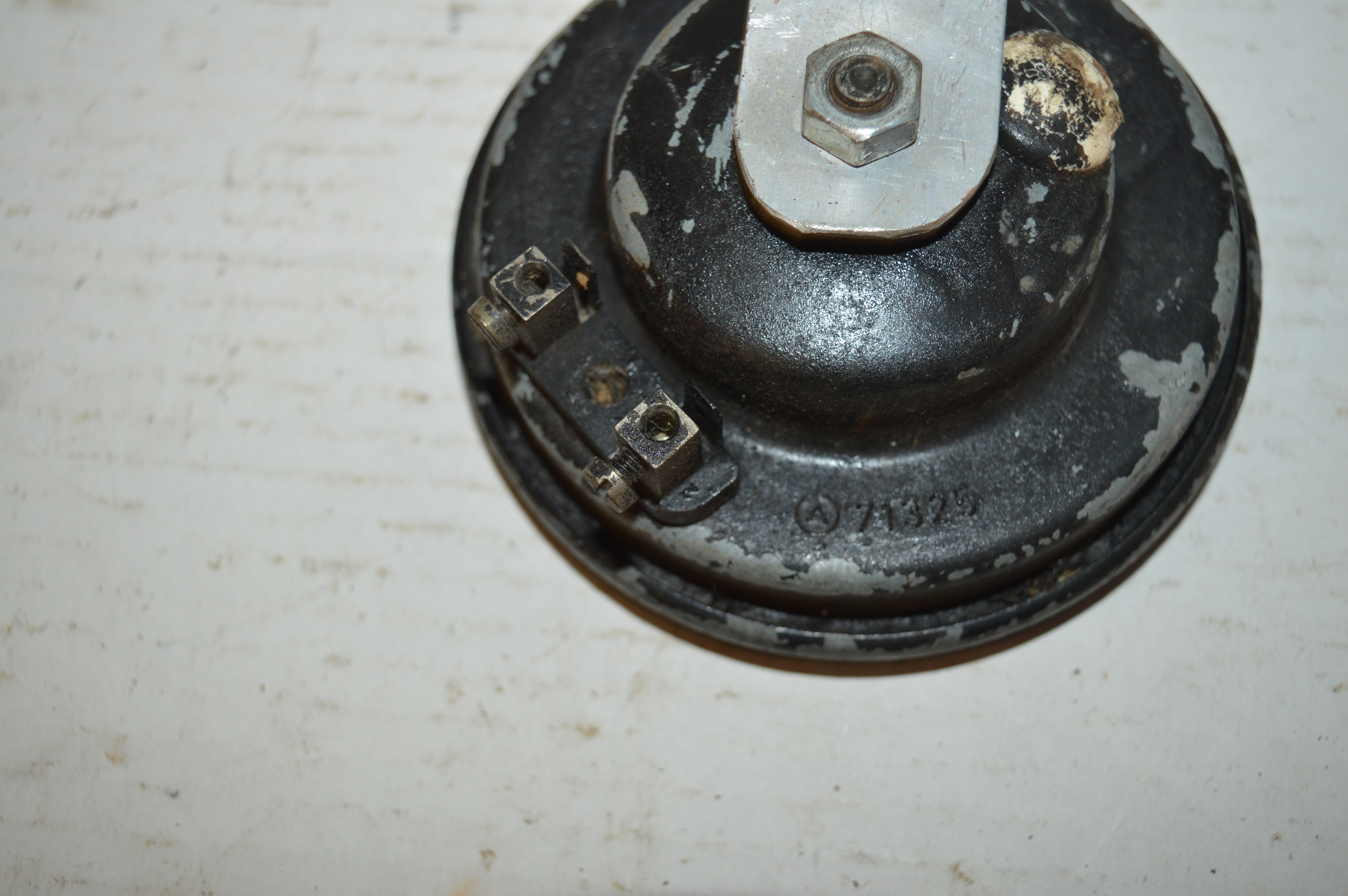 Hella 12 volt/E1 002 768/20005(A)71325