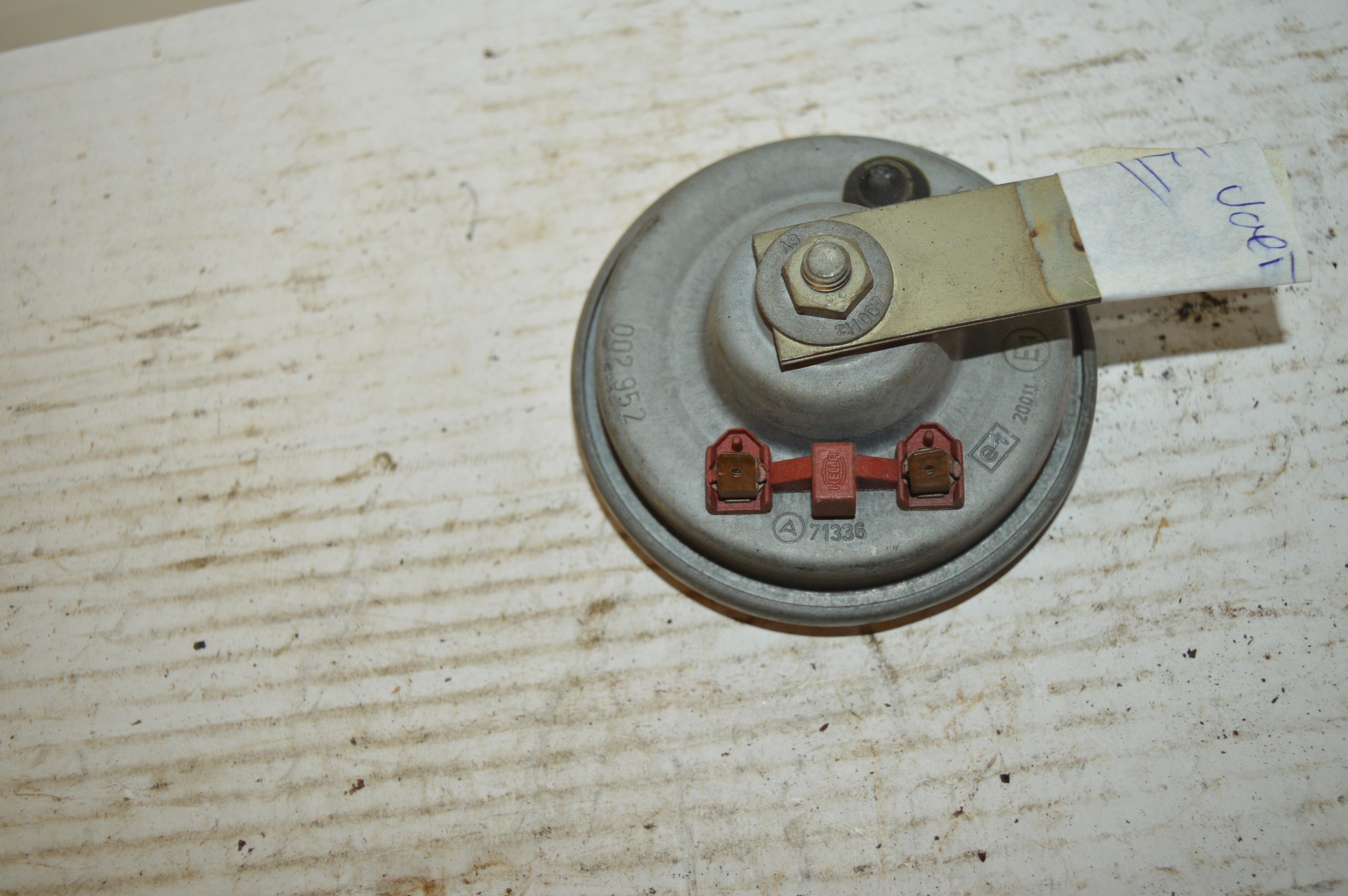 Toeter 6 volt 400Hz (model Bosch) werkt