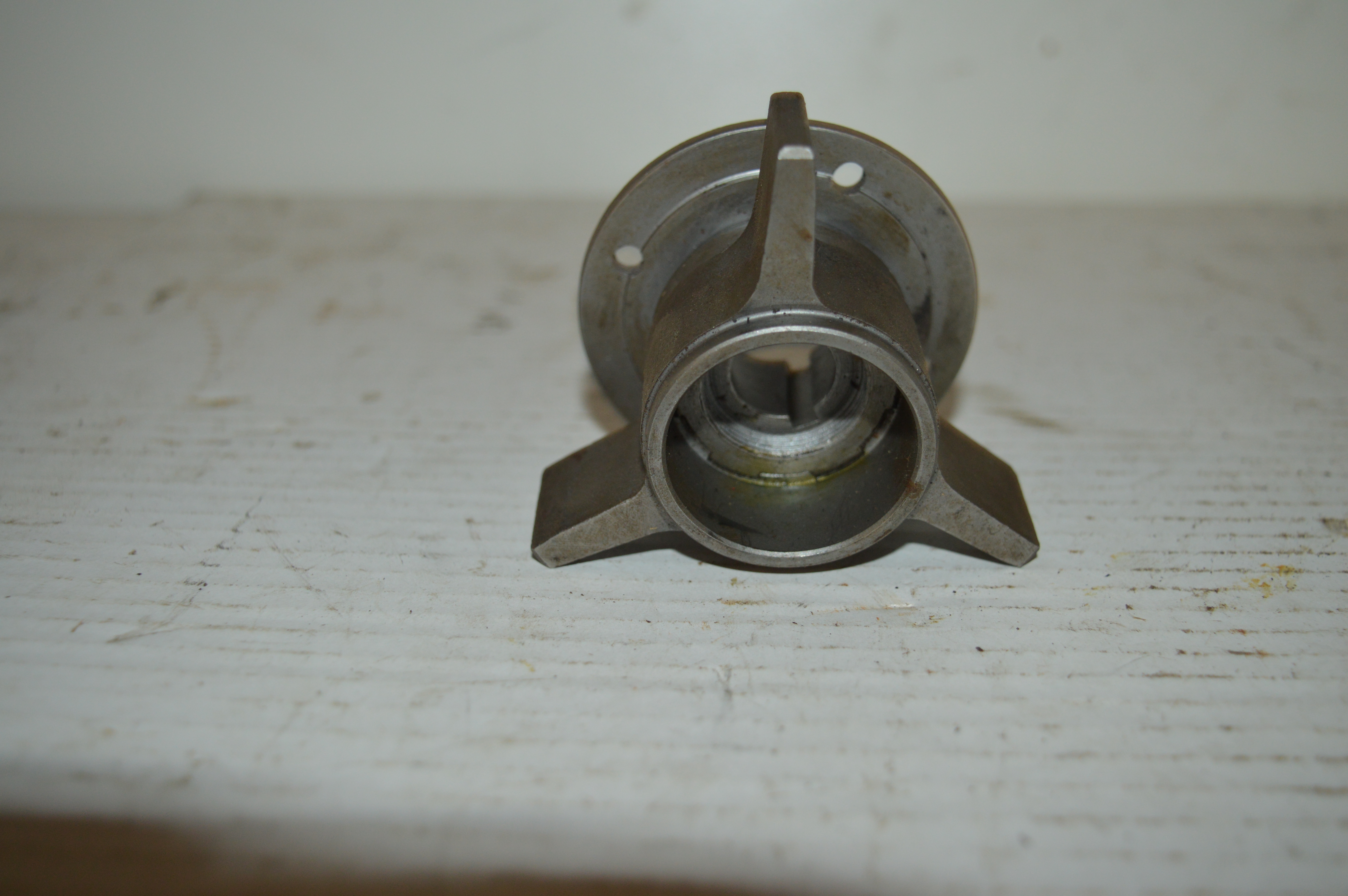Triumph binnen kern/adapter koppeling/NOS