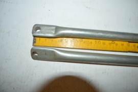 Spatbord Beugel buis/pijp 31,5 cm