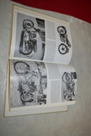 Motorfietsen 1900-1960/Hans van Dissel