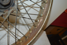Triumph 3TA achterwiel 18 inch/wm2