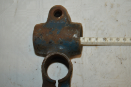 Zijspan klem lengte 12cm/breed 7cm/gat 33mm