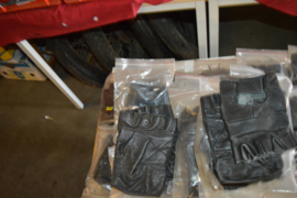 Handschoenen leer zonder vingers/S/M/L/XL/XLL in 1 partij 135 paar