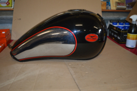 Moto Guzzi Benzinetank zwart/chroom