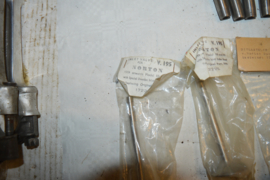 Norton Domi 88/99 inlaat V195/uitlaat 7505 kleppen/geleiders