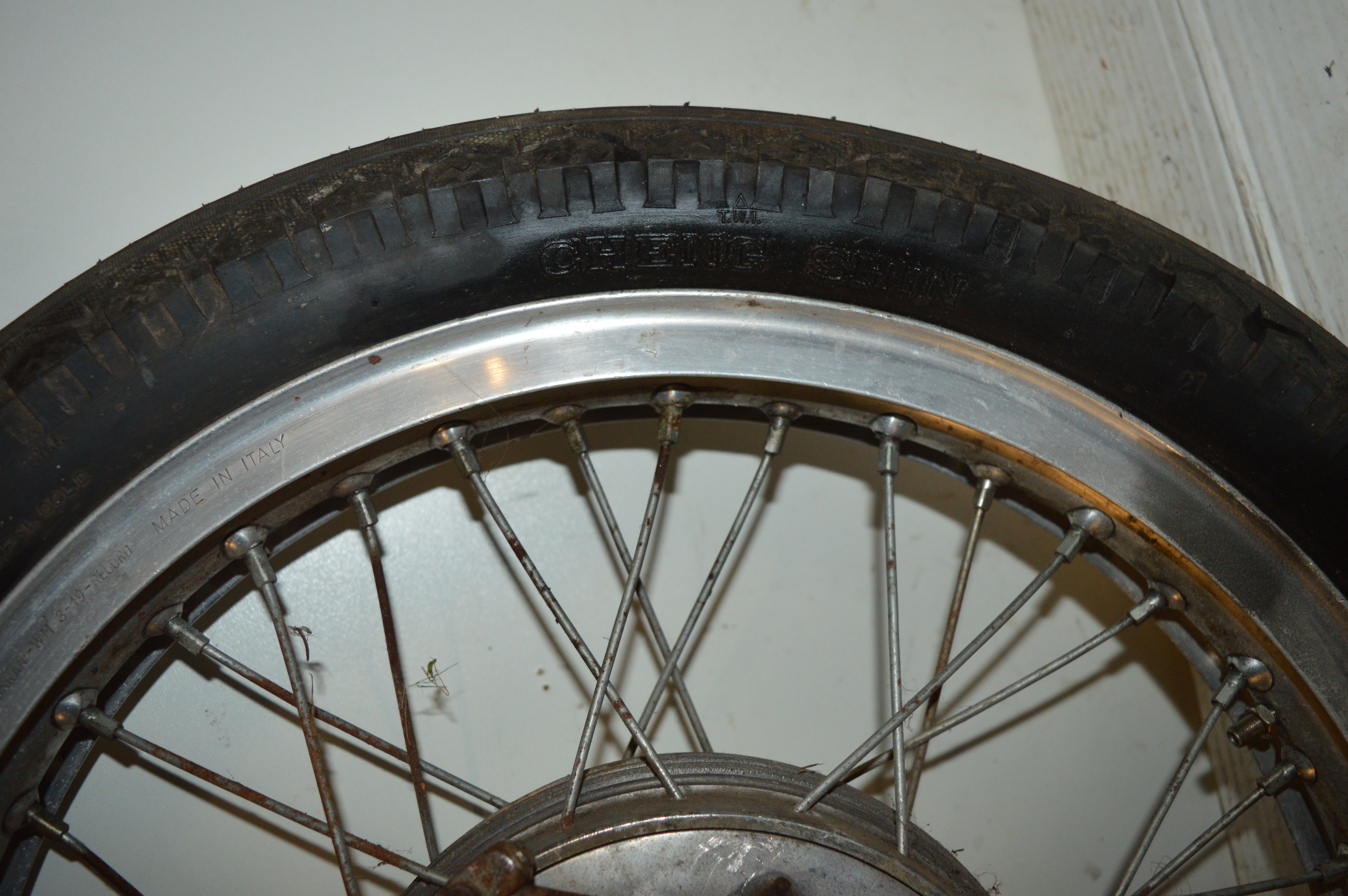 Borrani 19 inch/WM2/40 spaken/Matchless naaf