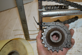 Norton Krukas tandwiel 19 tanden/530 ketting