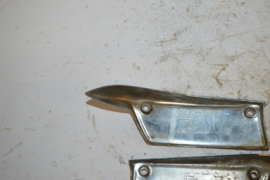 Triumph tank emblemen stel