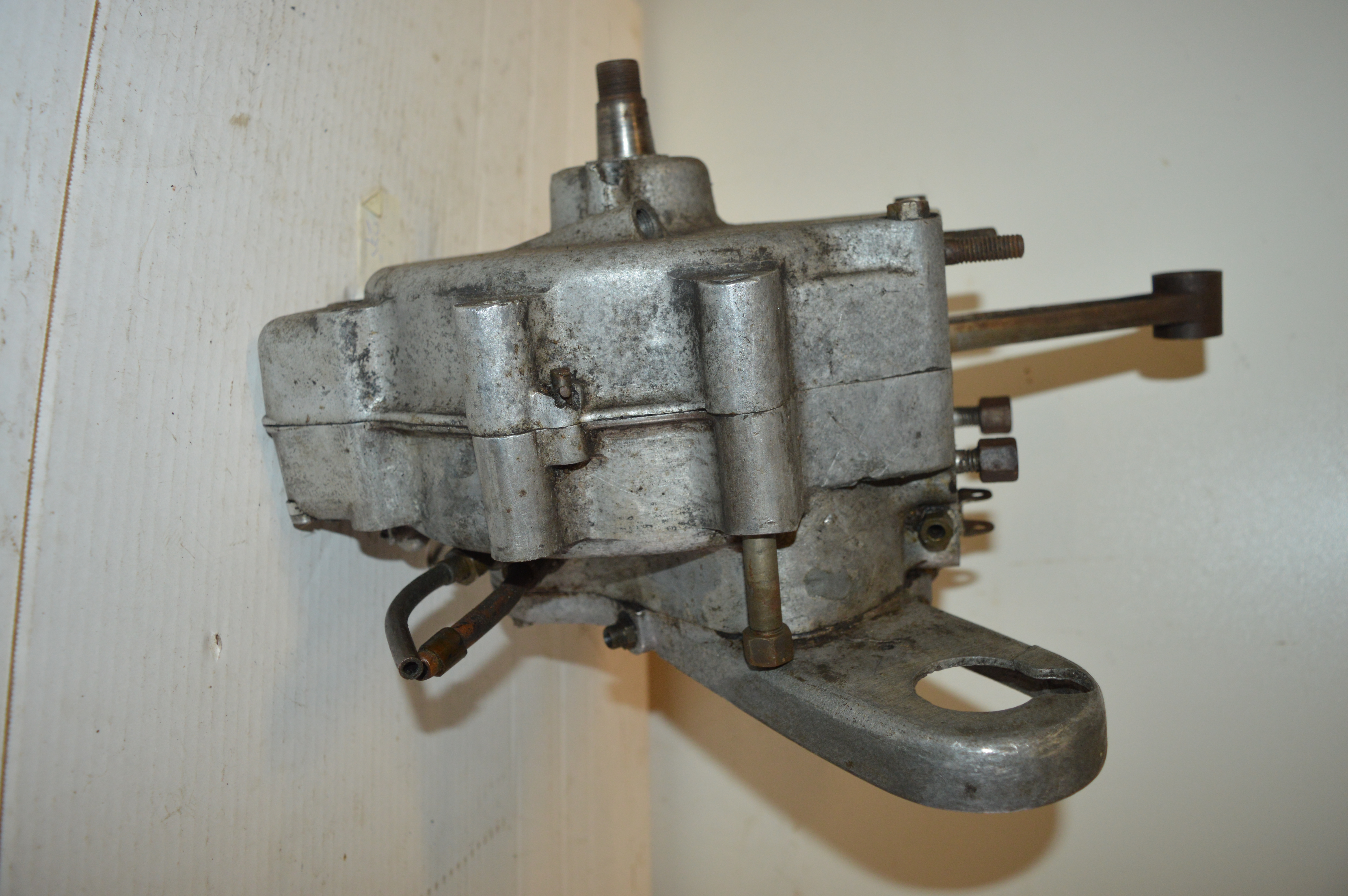 Norton 16H 14381 motor onder blok 500cc