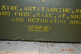 Army Anti tank Mijnen kist/L63xBR36xH39cm