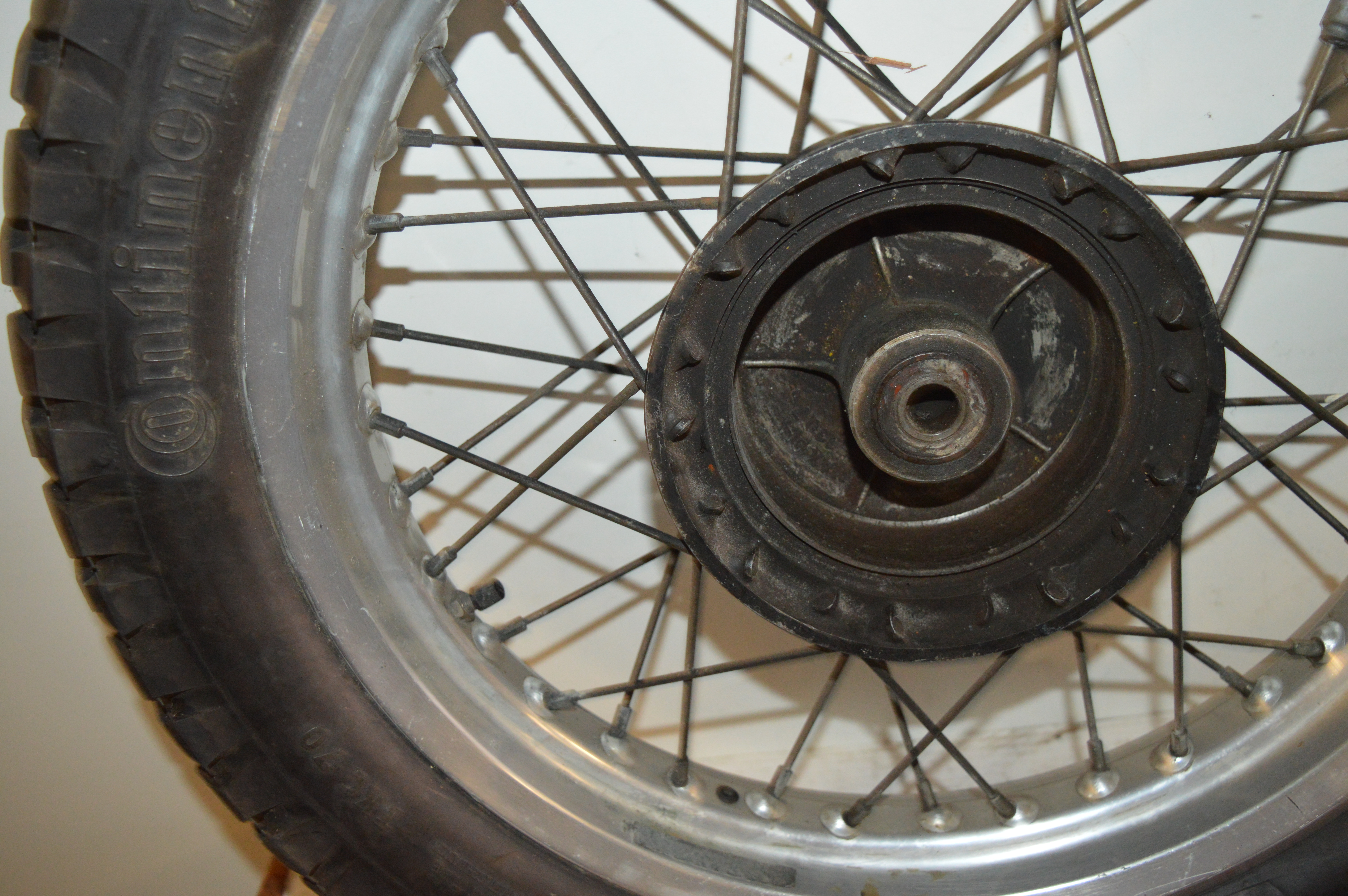 Honda Achter wiel 17 inch 130/80 36 spaken