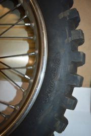 Radelli 18 inch wm3 velg/Barum Cross
