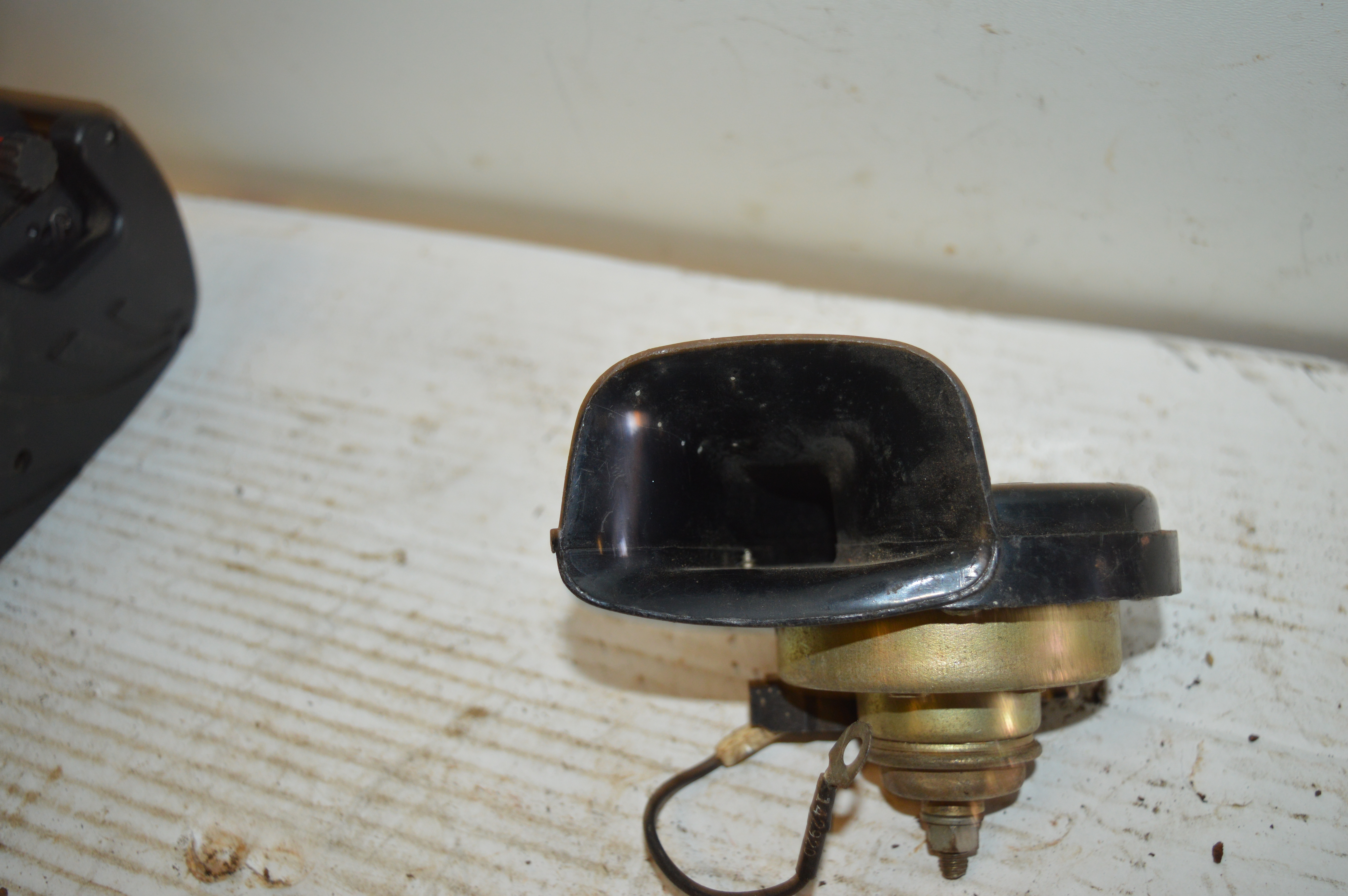 Strebel 12 volt Italië CH 5040209 werkt