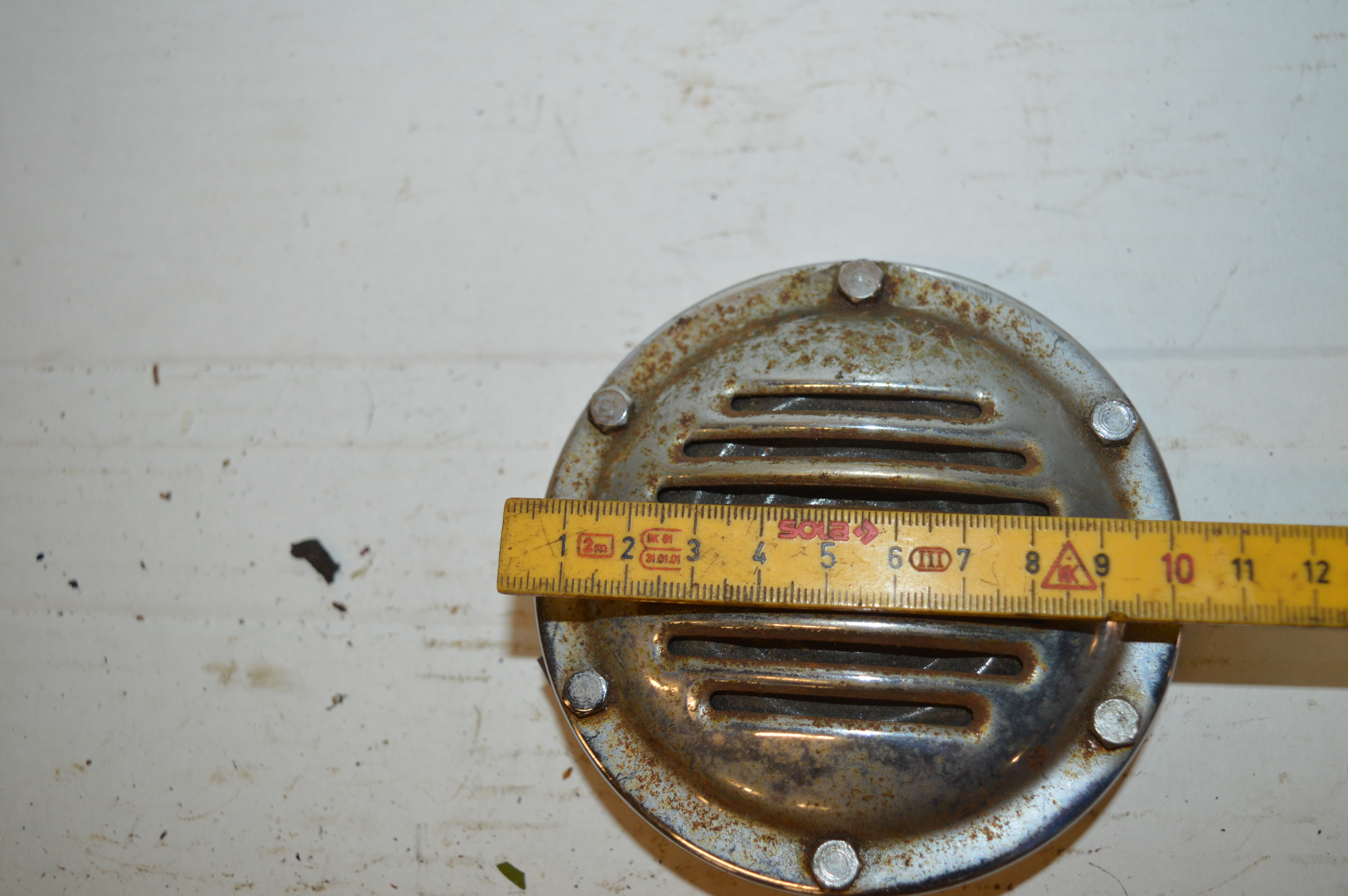 Toeter 372/6/voltage ?/werkt niet