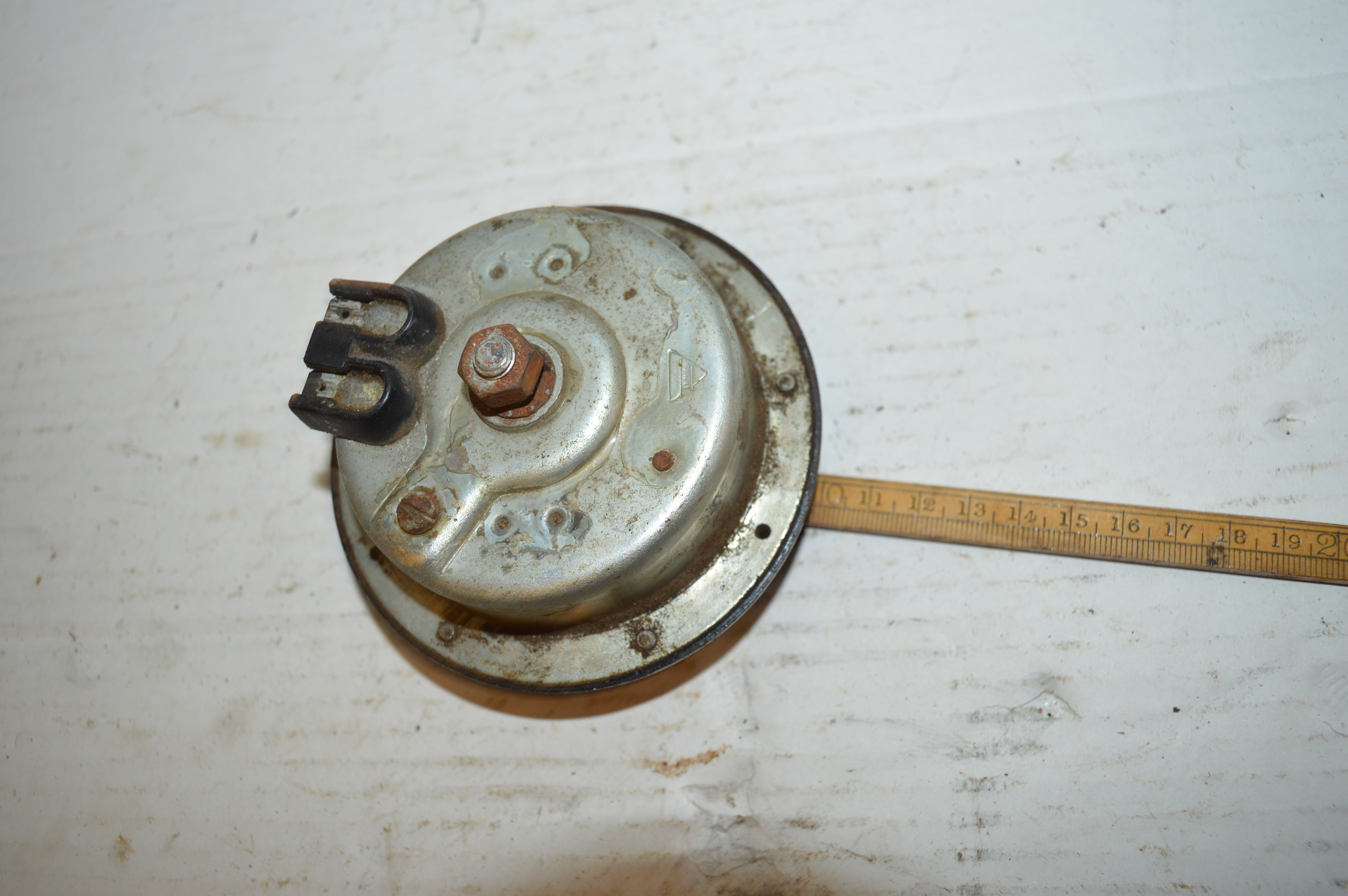 Toeter 12 volt TK221/13514/74 werkt nieet