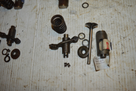 Norton Dominator 88 Rockers/kleppen/veren/inhoud cilinder/kop