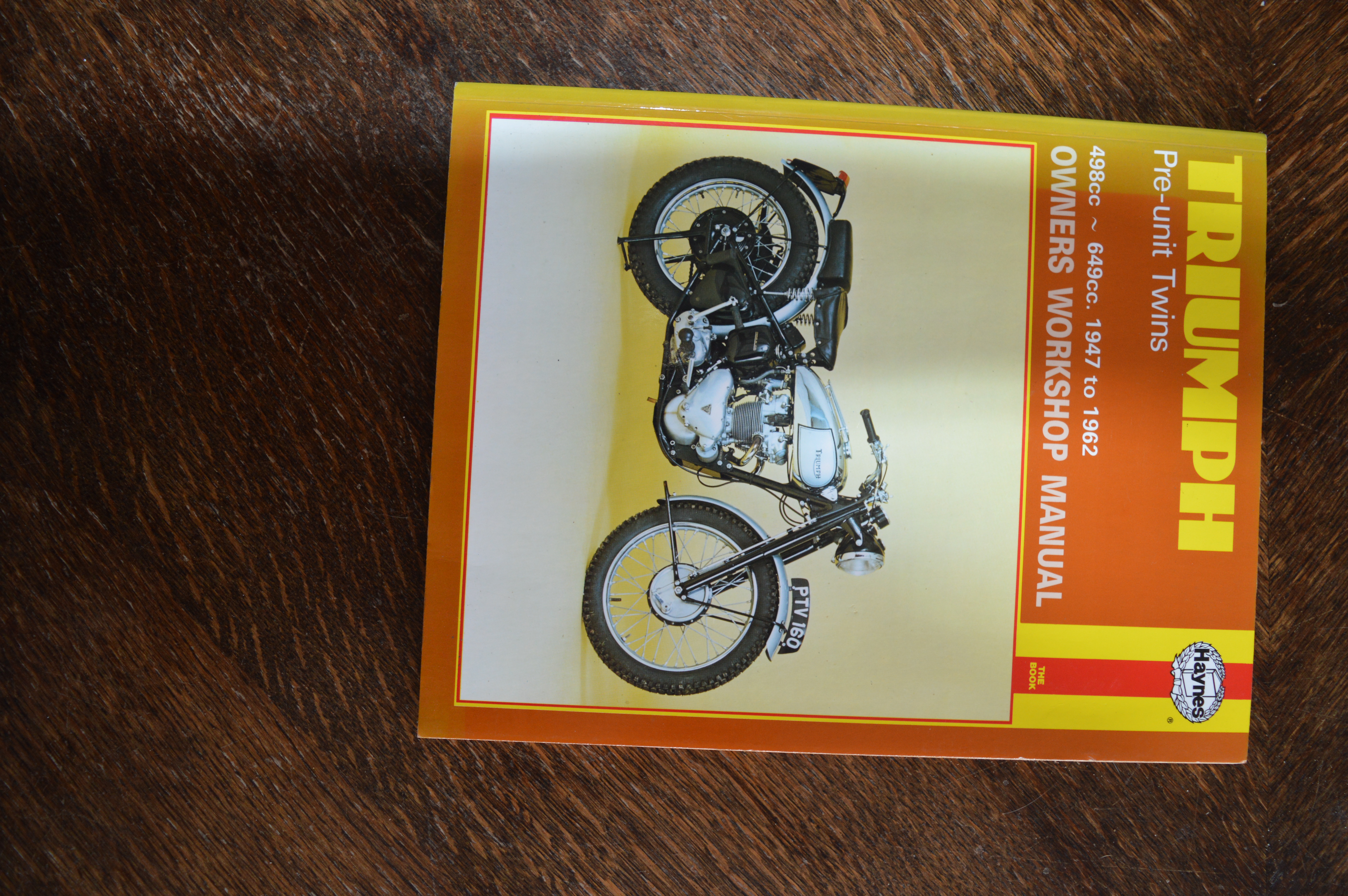 Triumph pre-unit twins Haynes boek