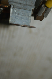 Bosch 0190 350 063 12/14 volt regelaar