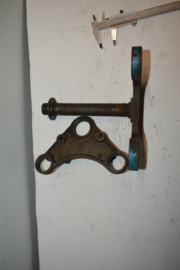 Jawa/CZ balhoofd lengte 185mm/dikte 26mm/gaten 33mm