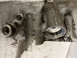 Triumph E4534 T120 carter 1 deel