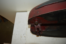 Adler Benzinetank/dop