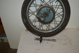 Norton Achterwiel 19 inch3.50 compleet