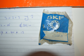SKF 30203J2 Germany 17x40x13 mm