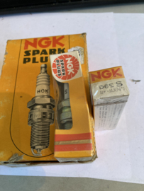 NGK Bougie D6ES