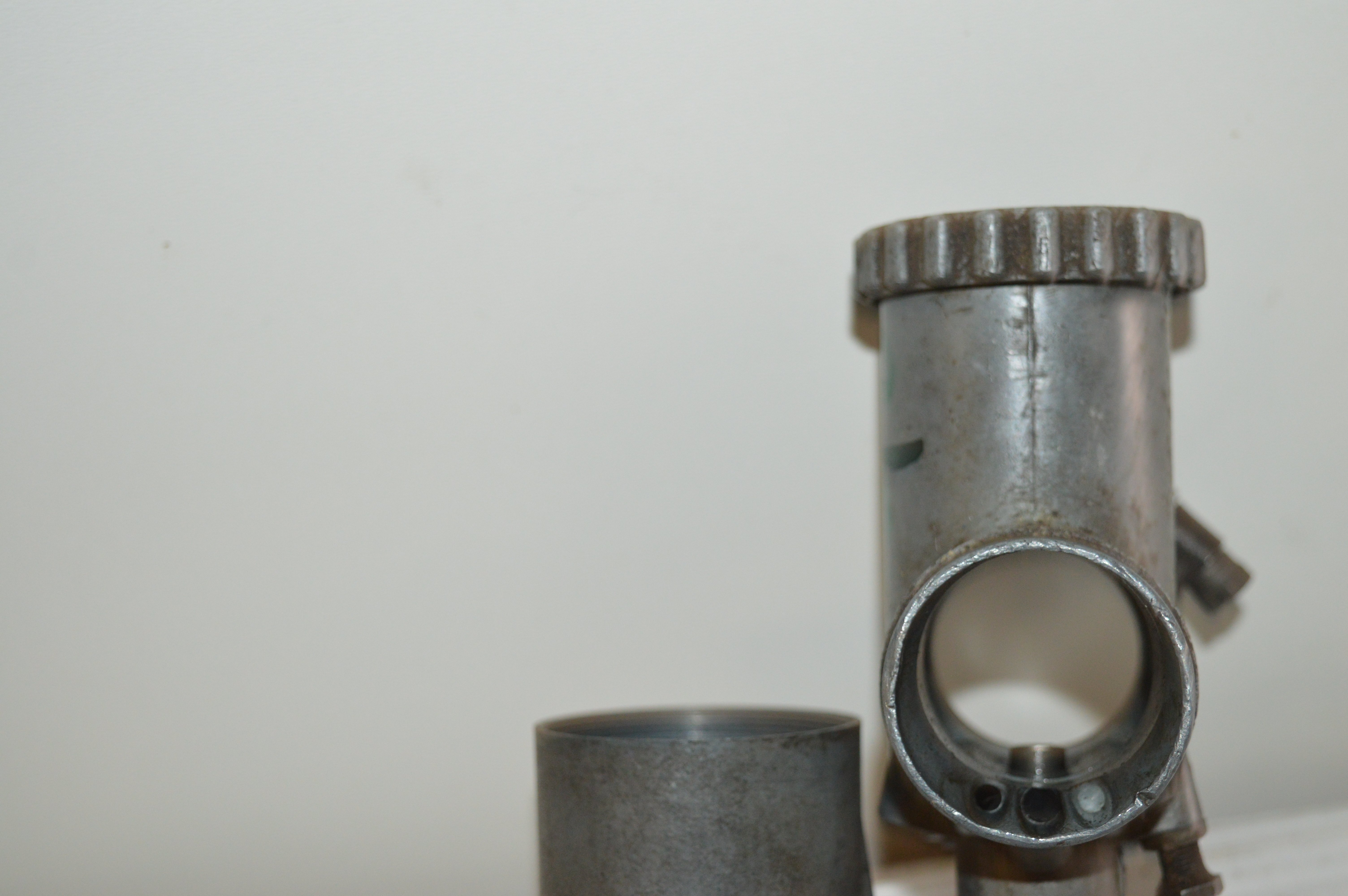 Bing carburateur 1/30/1 huis incompleet